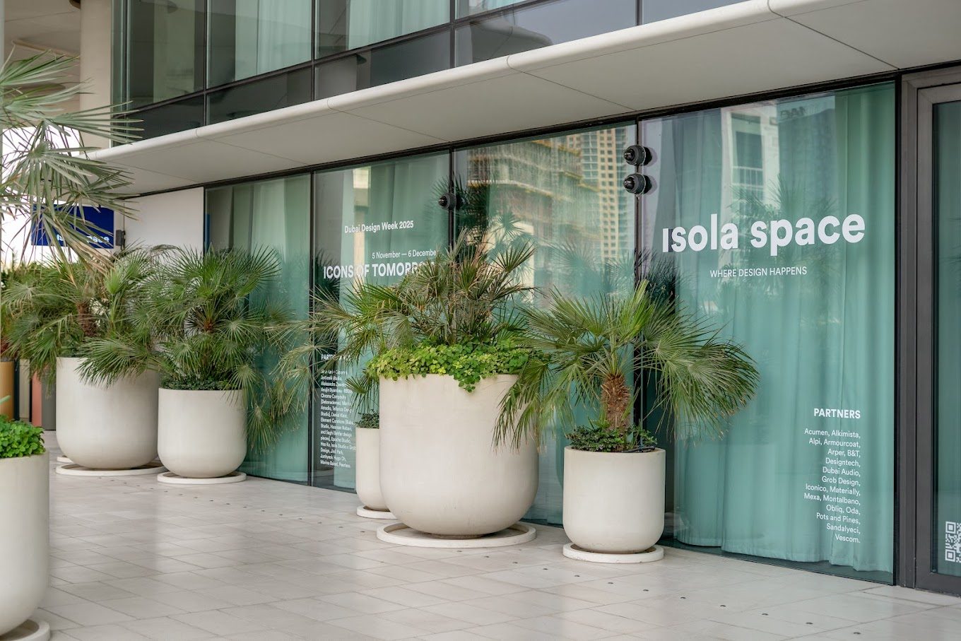 Isola Space Interior Fit-Out & Architectural Fabrication | The Lana Business Bay Dubai — Isola Space (Partnered by Omniyat) — Commercial — The Lana, Business Bay, Dubai, UAE project gallery image 1
